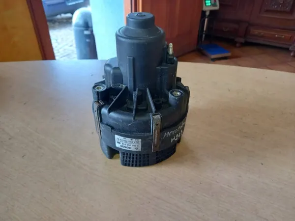 Mercedes-ilmapumppu OEM A0001404285 - Käytetty image 2