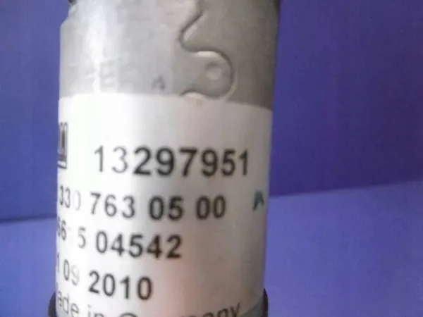 OPEL ASTRA H SPOILER ESQUERDO CABRIO 13297951 image 3