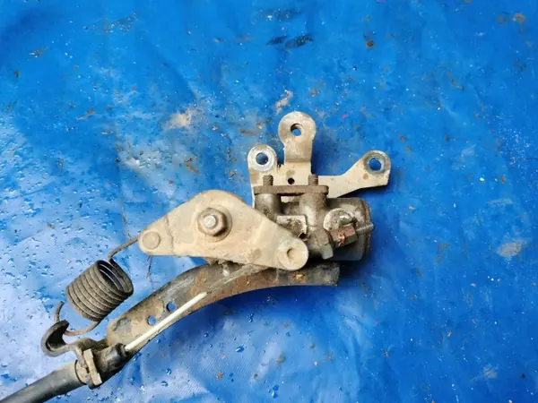 Correcteur de force de frein Subaru Forester II SG OEM image 6