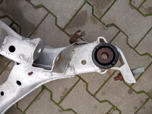Taka-aitaus OEM 55400ZK50A Nissan Maxima VI:lle image 7
