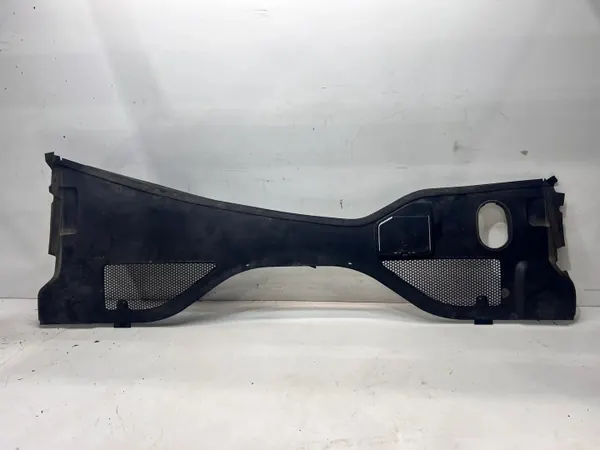 Joint de pare-brise plastique Audi A7 d'occasion OEM 4G8819447D image 2