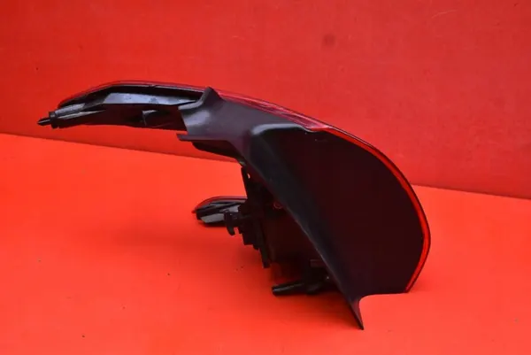 Lámpara Trasera Derecha Peugeot 2008 2017-2020 9826730380 image 5