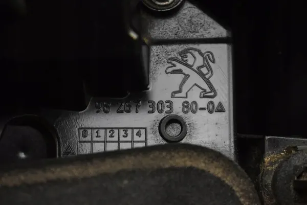 Lámpara Trasera Derecha Peugeot 2008 2017-2020 9826730380 image 7