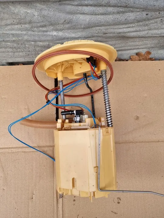 MERCEDES W164 Brandstofpomp Diesel A1644701794 image 7