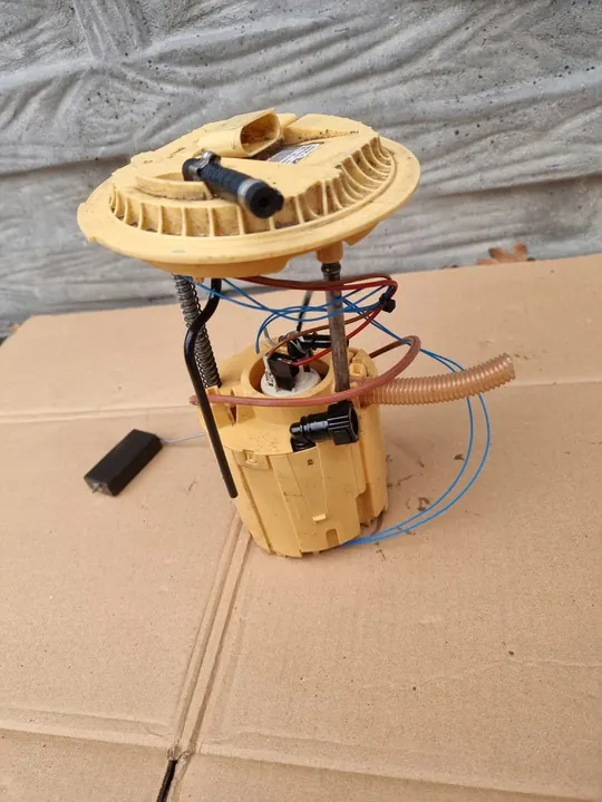 MERCEDES W164 Brandstofpomp Diesel A1644701794 image 9