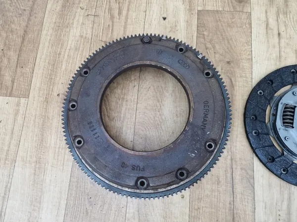 Kytkin Flywheel Levy LUK Volkswagen Audi A3 8L 1.6 image 5
