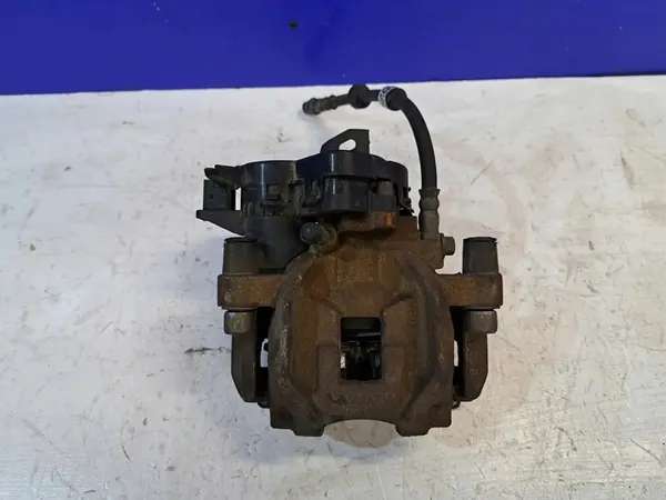 Volvo XC60 II Hintere Bremszange image 2