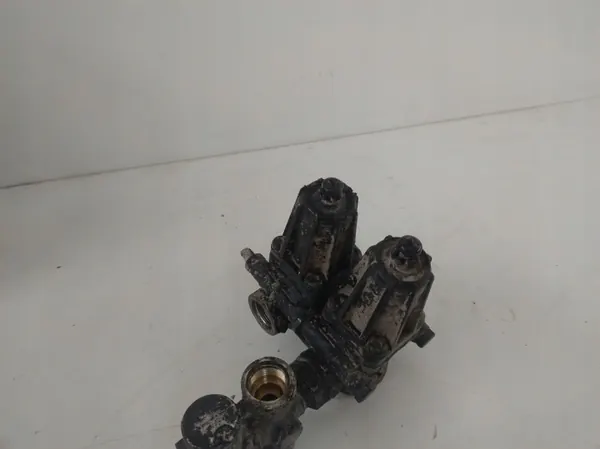 Air Drain Valve MAN TGX TGS image 4
