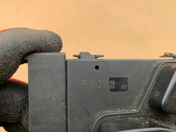 Linker Sitzsteuerungsschalter Jeep WK2 56049433AE image 2