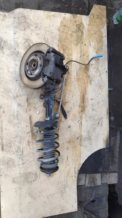 Snodo ammortizzatore sinistro Peugeot 208 I 9820310980 image 6