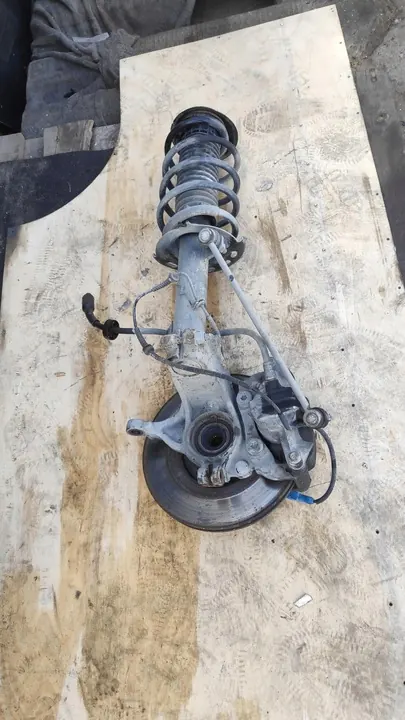 Snodo ammortizzatore sinistro Peugeot 208 I 9820310980 image 7