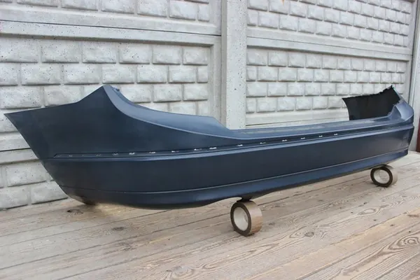 Parachoques trasero Mercedes Clase C W204 07-10 OE image 2