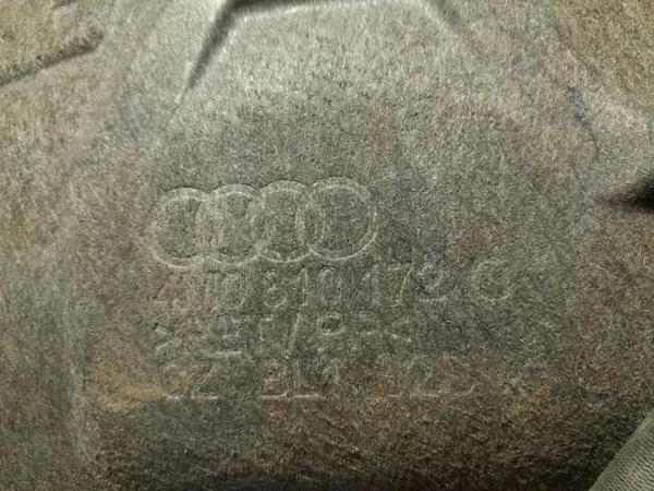 Aile arrière droite Audi Q7 II OEM 4M0810172H image 4