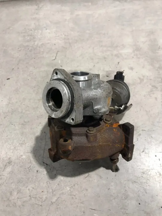 Turbocharger AUDI A4 (8K2, B8) 03L145701D 2.0L Diesel 100kW 2010 image 4