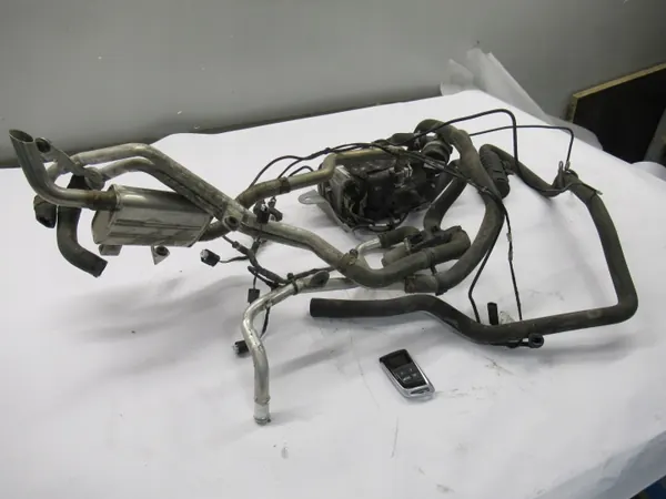 BMW X5 F15 X6 F16 Webasto Kit Mangueras Bomba 9330592 image 3