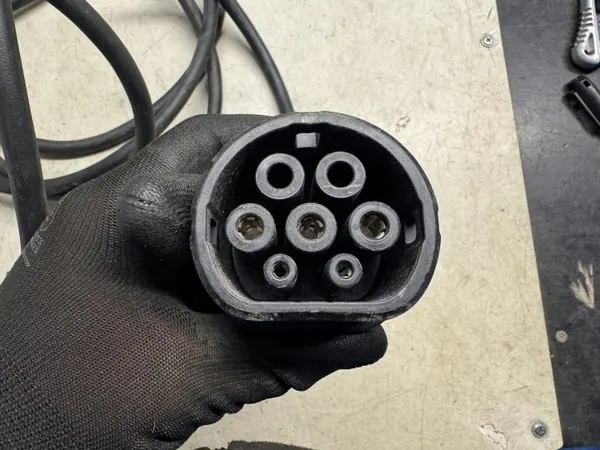 Cable de carga Nissan Leaf I OEM 296905SH0A image 9