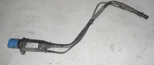 Tubo de enchimento AdBlue Audi Q3 8U OEM 8U0131963A image 2