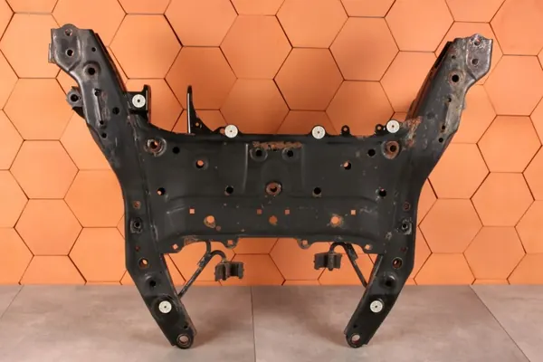 Viga suspensión delantera OEM 6872729 para BMW X1/X2 image 4