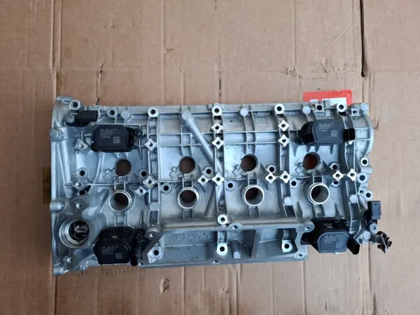 Cabeça do motor esquerda Audi RS6 4K DJP 4.0 OEM 0P2103403 image 10