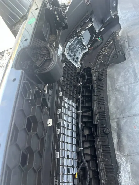 Fiat Grande Panda Etupuskuri, Konepelti, Valot, Ritilä Sett image 6
