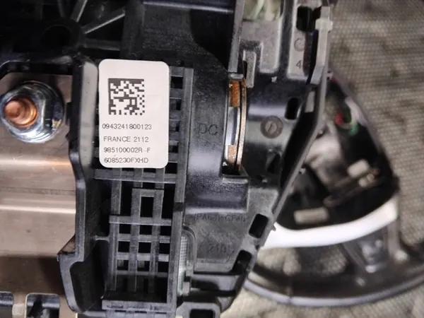 Steering Wheel Renault Laguna III Lift GT 484300021R image 7