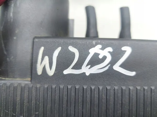Bomba de cierre central OEM 0132006345 para Mercedes W202 image 6