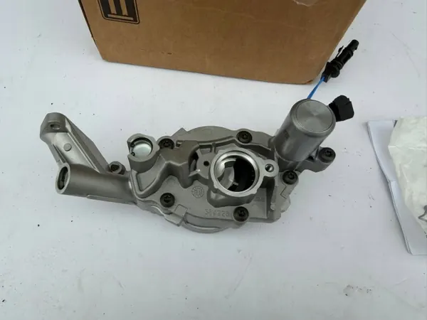 Oliepomp OEM 68297857AM voor Dodge/Jeep 3.6 V6 image 4
