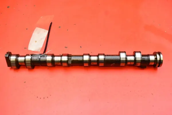 Gebrauchte BMW Einlassnockenwelle für E90 E91 2.0i image 2