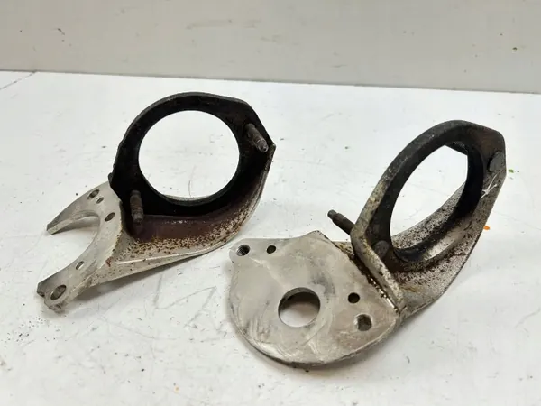 Soporte de escape BMW M5 OEM 7845045 - Usado image 7