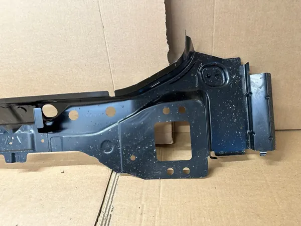 Audi A6 E-Tron 85E Heckverstärkung OEM 85E813333 image 3