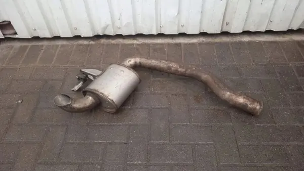 Mercedes Avgasdämpare OEM A2534901821 Begagnad image 3