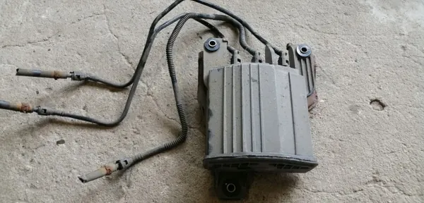 Subaru OEM 42035AG010 Hiilifiltteri - Käytetty image 2
