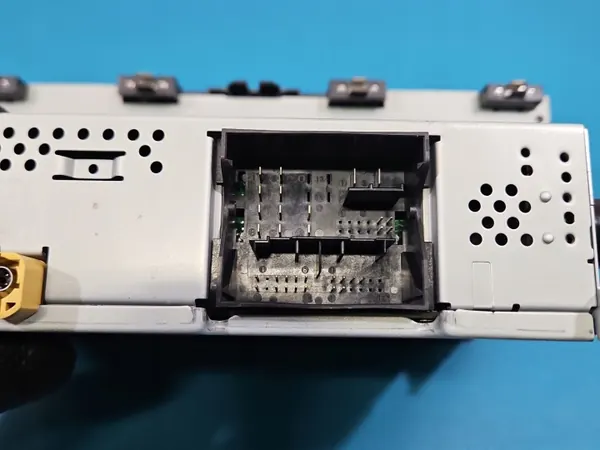 Skoda Fabia III fabrieksradio OEM 6V0035871J image 10