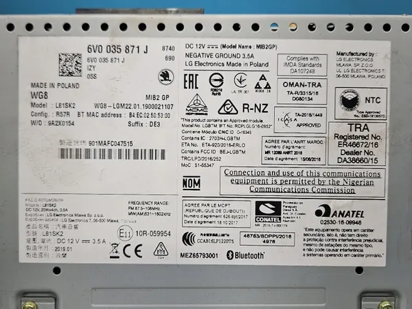 Skoda Fabia III fabrieksradio OEM 6V0035871J image 7