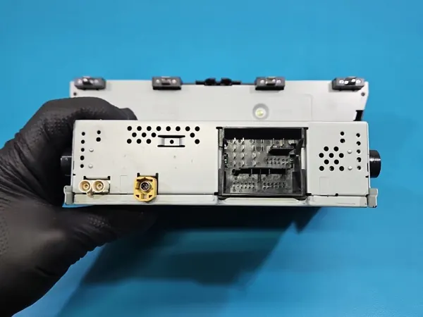 Skoda Fabia III fabrieksradio OEM 6V0035871J image 9
