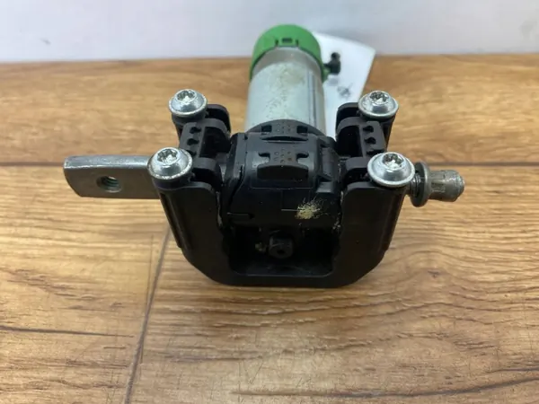 Moteur de siège Ford Mustang VI OEM C22291101PINYA image 3