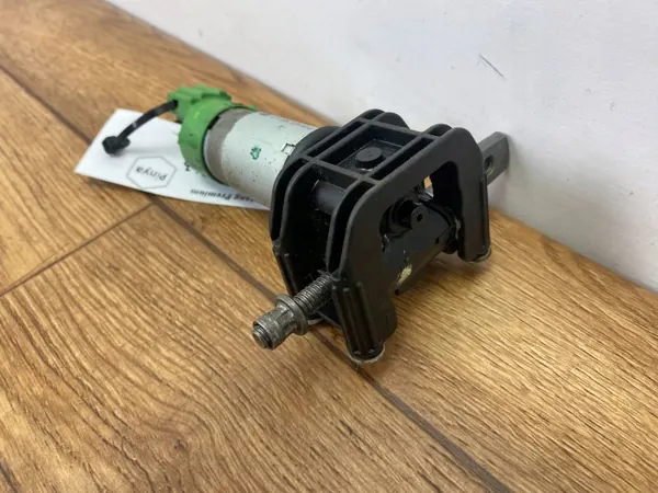 Moteur de siège Ford Mustang VI OEM C22291101PINYA image 7