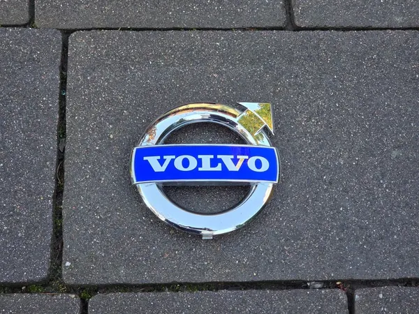 Emblème avant VOLVO S60 V60 31383030 image 2