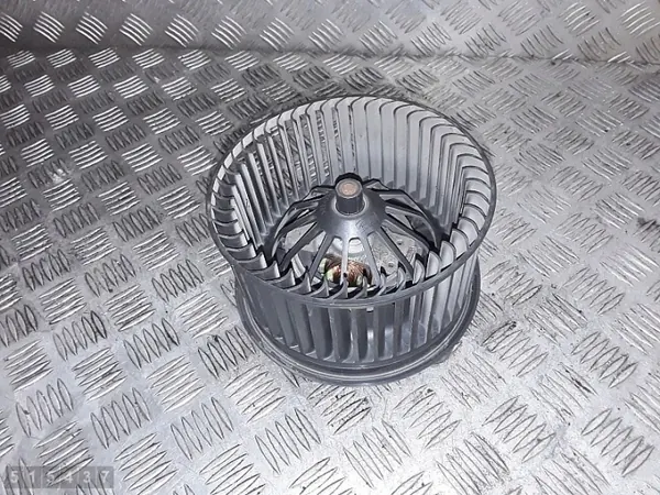 Ford Focus verwarmingsventilator OEM 3M5H18456 - Gebruikt image 2