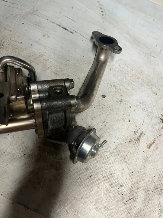 TOYOTA CHR 1.8 ENFRIADOR EGR 25601-0T010-A image 2