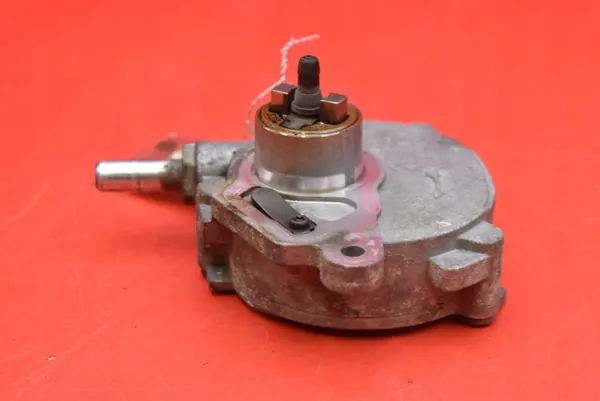 Imupumppu Mercedes C-luokka W204 1.6 A2712301565 image 4