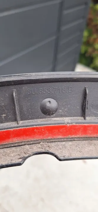 Audi Q3 8U Pare-boue droit avant OEM 8U0853718B image 6