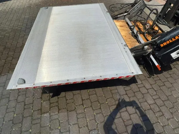 DHollandia DHLM.08 750kg Peräluukku - Kokonaisyksikkö image 3