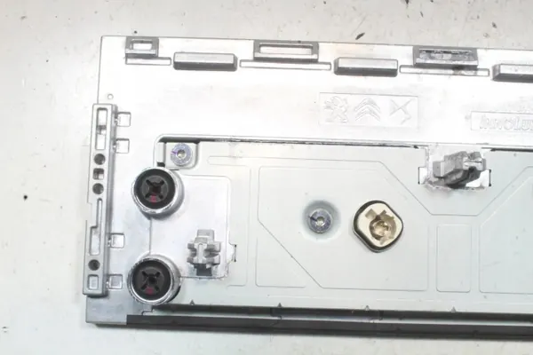 OEM 9837721380 Navigointinäyttö Opel Mokka image 5