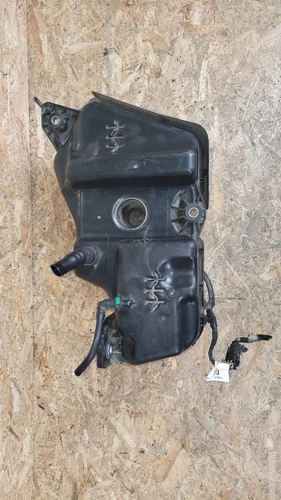 Réservoir AdBlue KUGA MK3 LX61-5J228-AD image 6