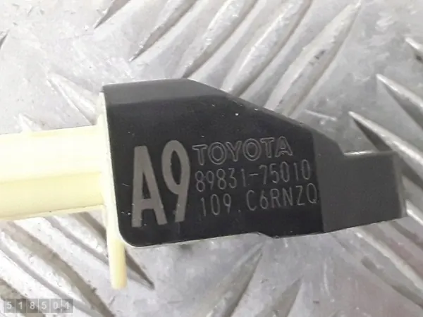 Sensor Toyota Prius XW30 OEM 8983175010 - Usado image 3