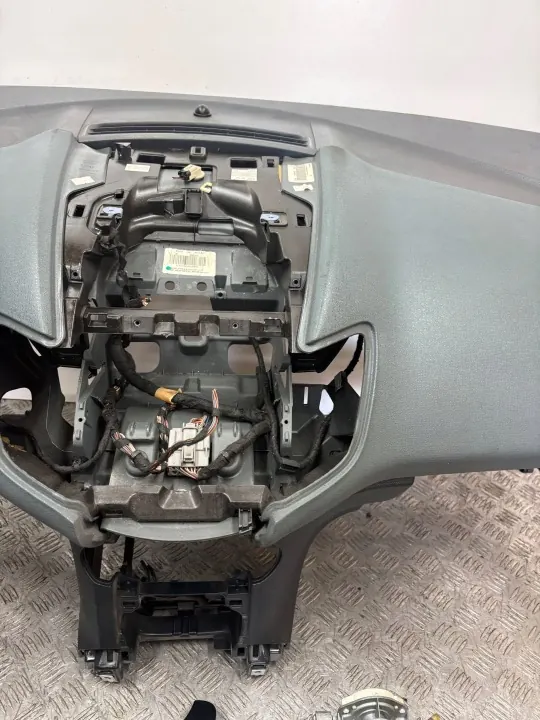 Panneau console airbag OEM CLI21919 pour Ford Fiesta MK7 image 5