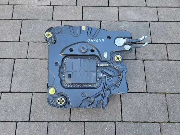 Réservoir AdBlue complet OEM 12678023 pour Peugeot 208 II image 2