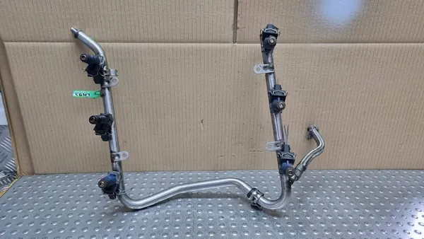 Kraftstoffschiene Mercedes S-Klasse W220 image 2