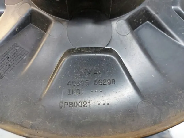 Renault Master III LIFT Capas de Roda OEM 403158626r image 3